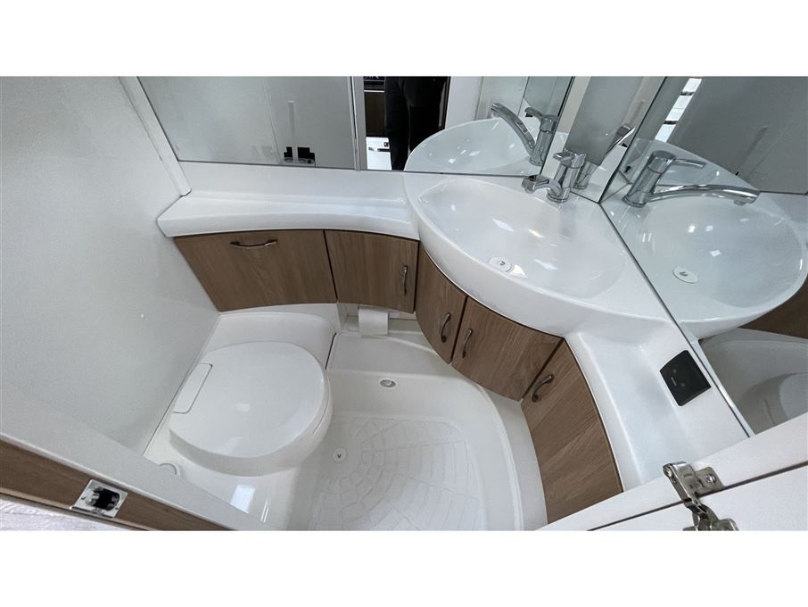 Hobby De Luxe 650 KFU